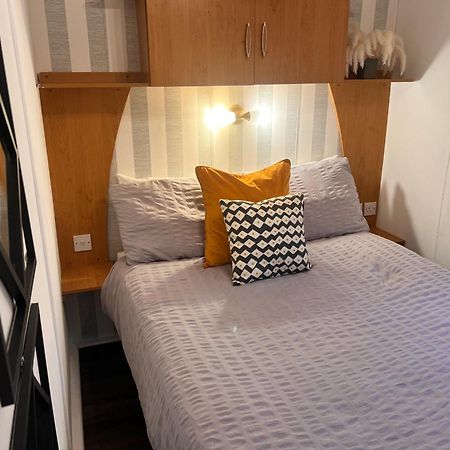 Cornish Coastal Retreats- 74 Newquay View Apartment Екстериор снимка